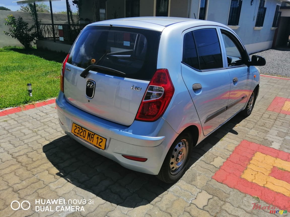 2012' Hyundai i10 photo #5
