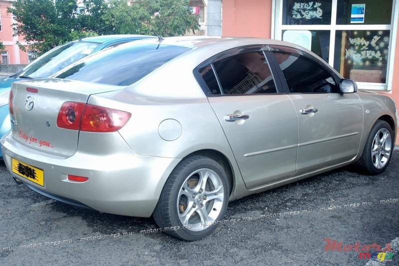 2004' Mazda photo #1