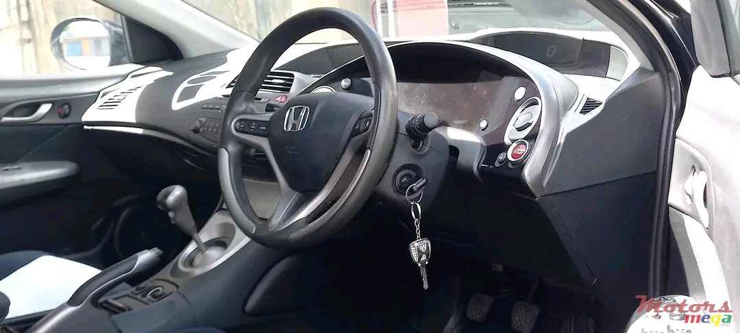 2007' Honda Civic photo #5