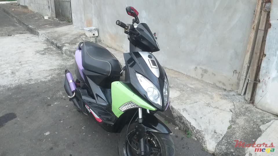 2012' Keeway photo #2