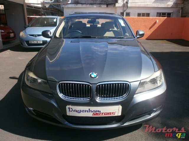 2010' BMW 316 316I photo #1