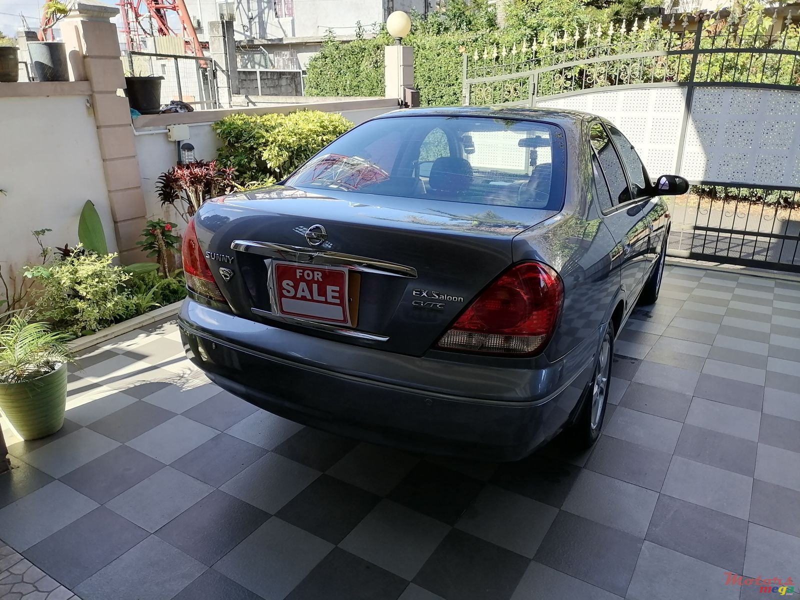 2004' Nissan Sunny photo #4
