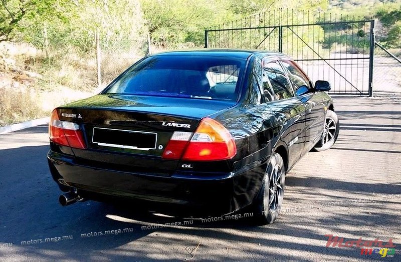 1998' Mitsubishi Lancer photo #1