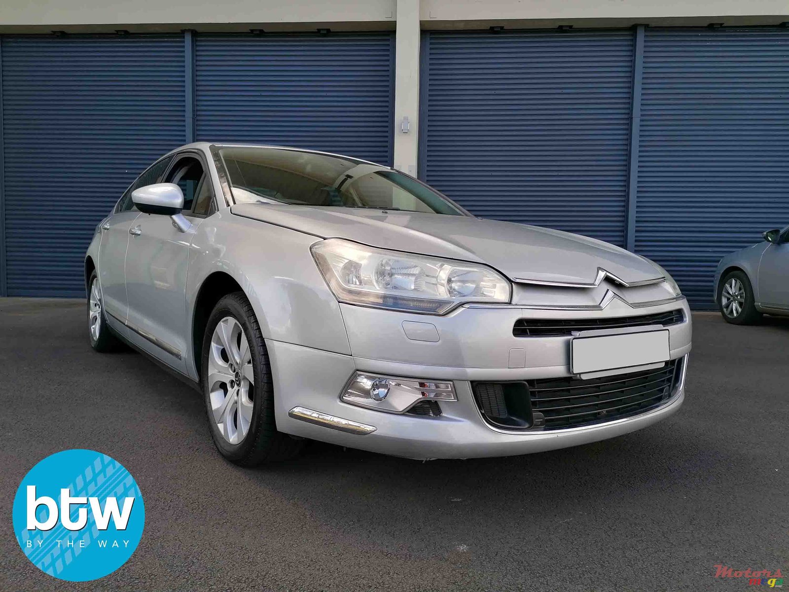 2012' Citroen C5 photo #1