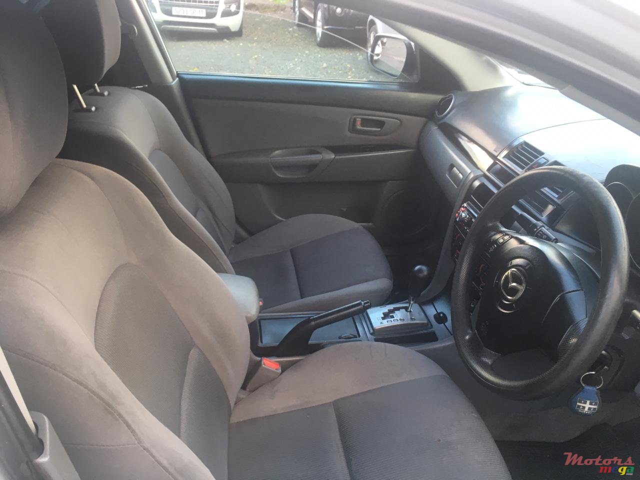 2006' Mazda 3 photo #6
