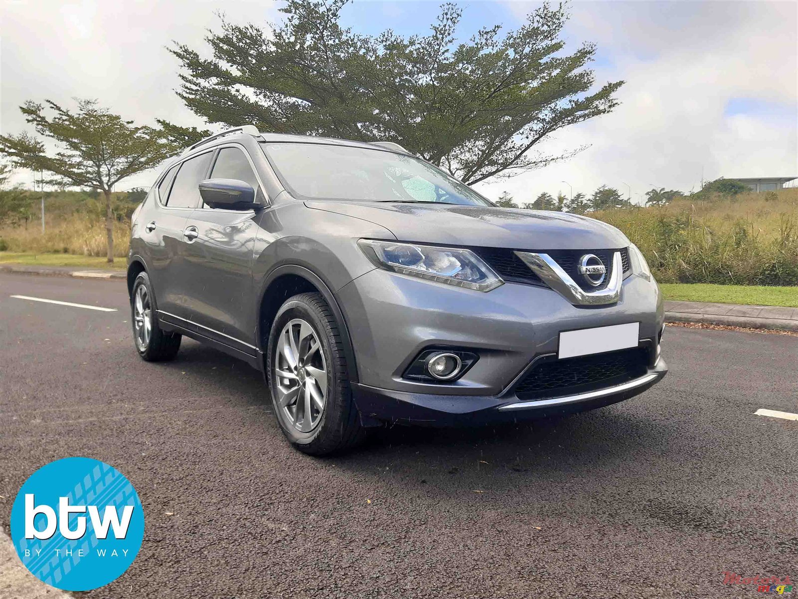 2016' Nissan X-Trail 7 seater photo #1