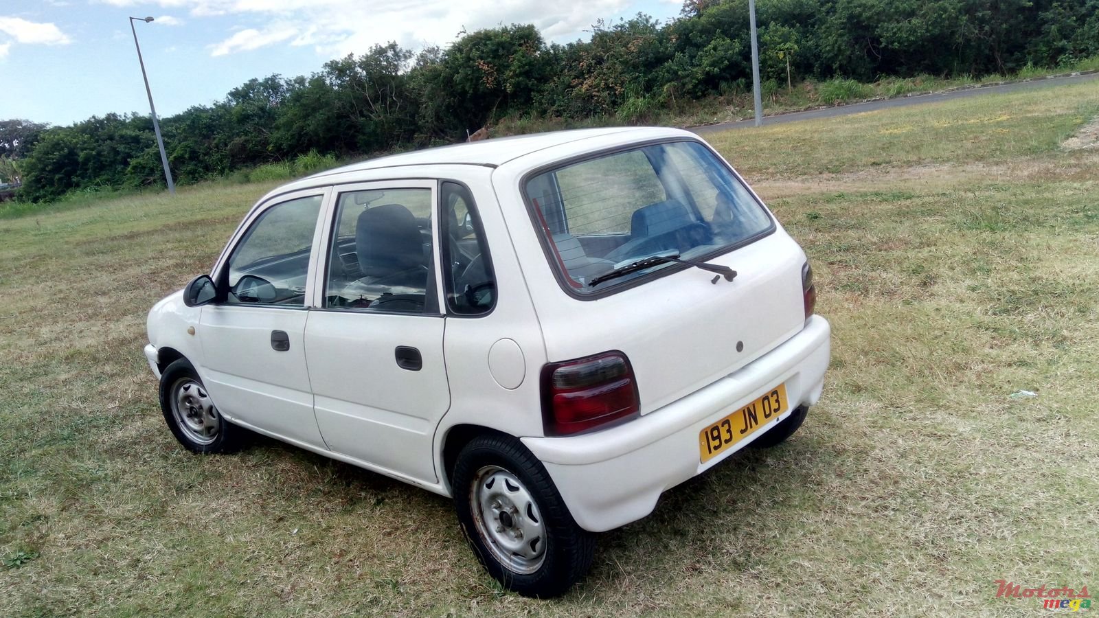2003' Suzuki Alto photo #7