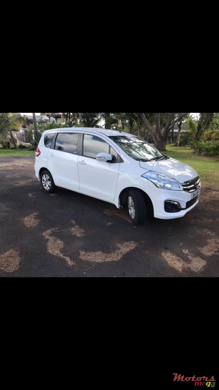 2017' Suzuki Ertiga photo #1