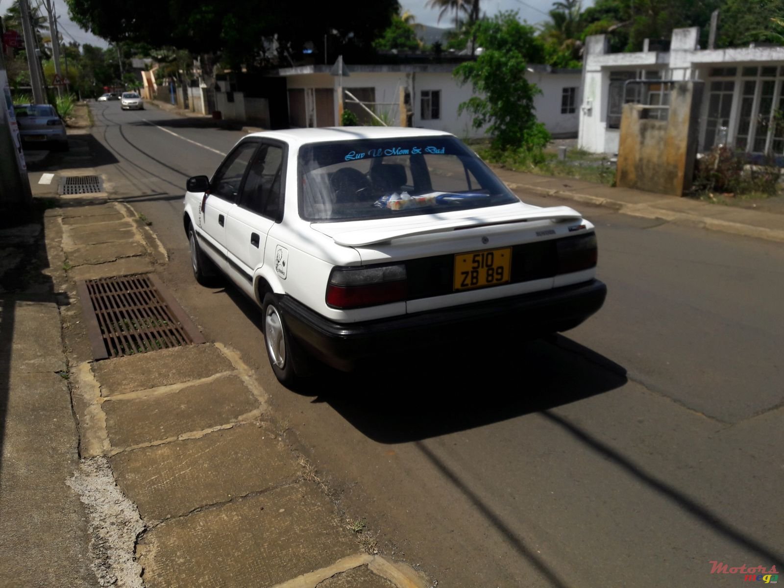 1989' Toyota Corolla photo #2