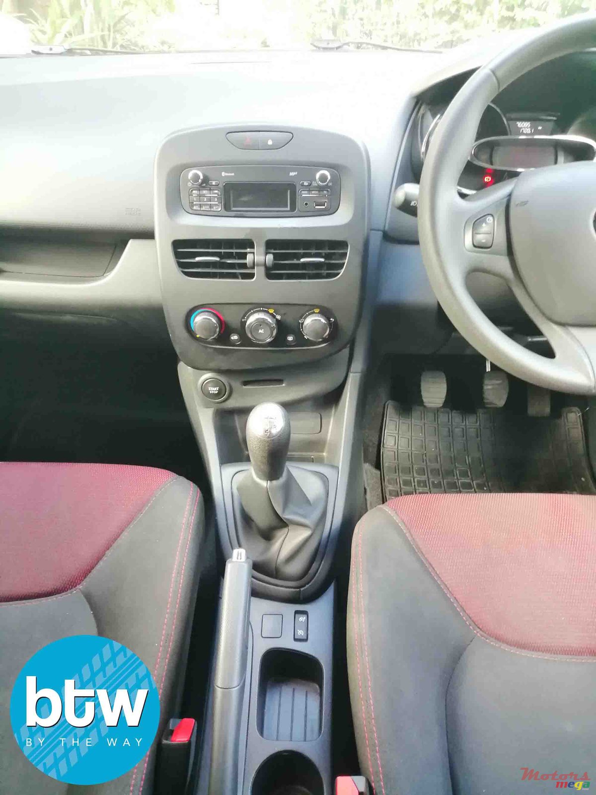 2013' Renault Clio 1.2 photo #7