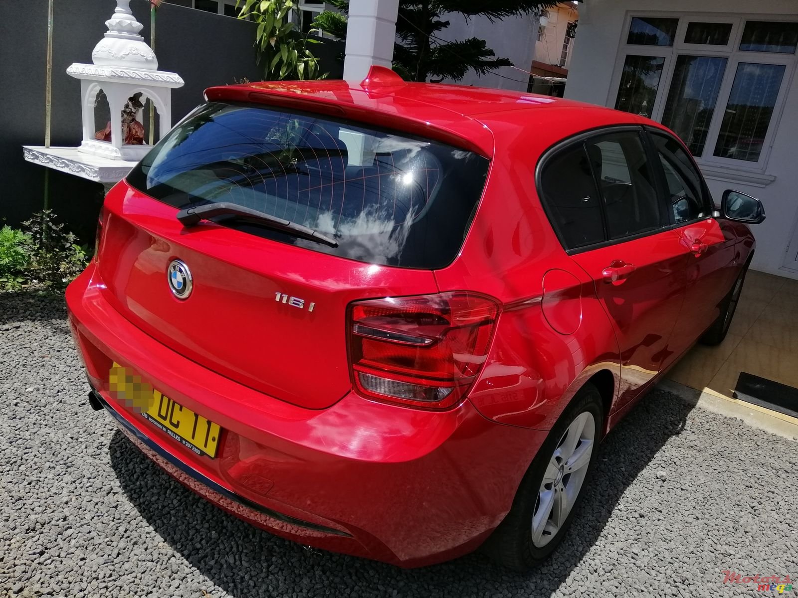 2011' BMW 116 photo #3