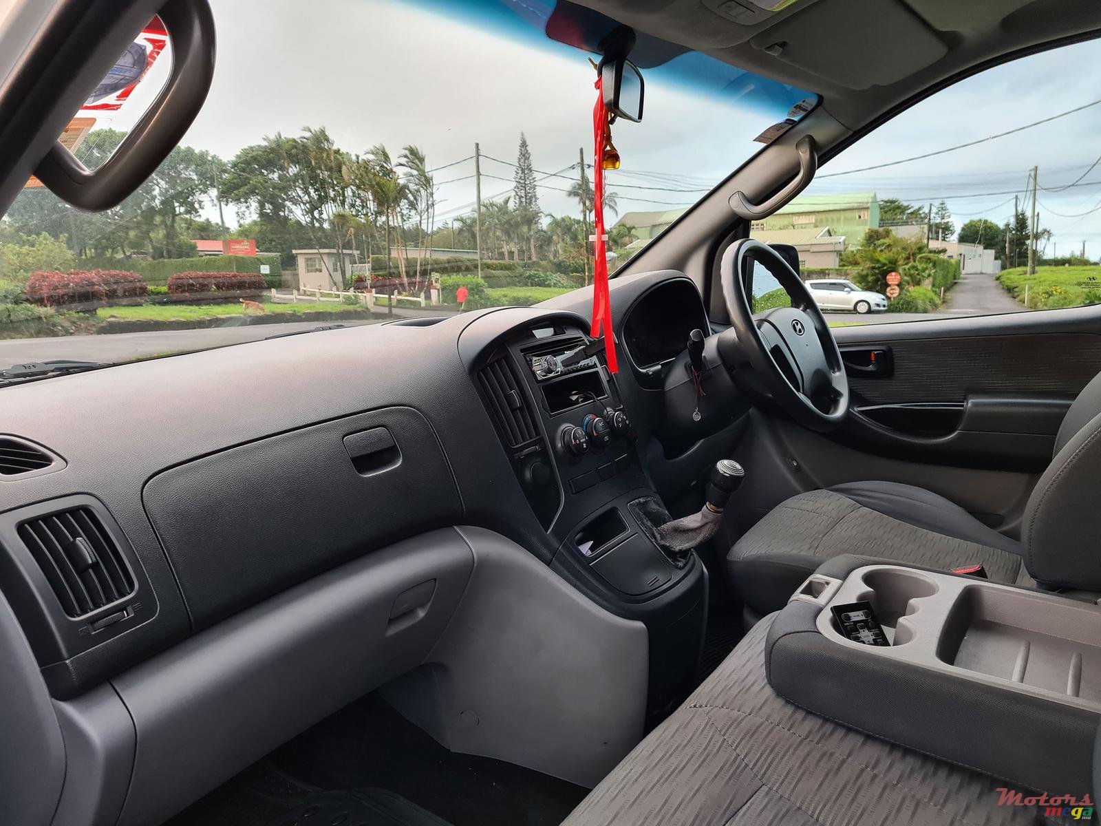 2013' Hyundai H100 photo #6