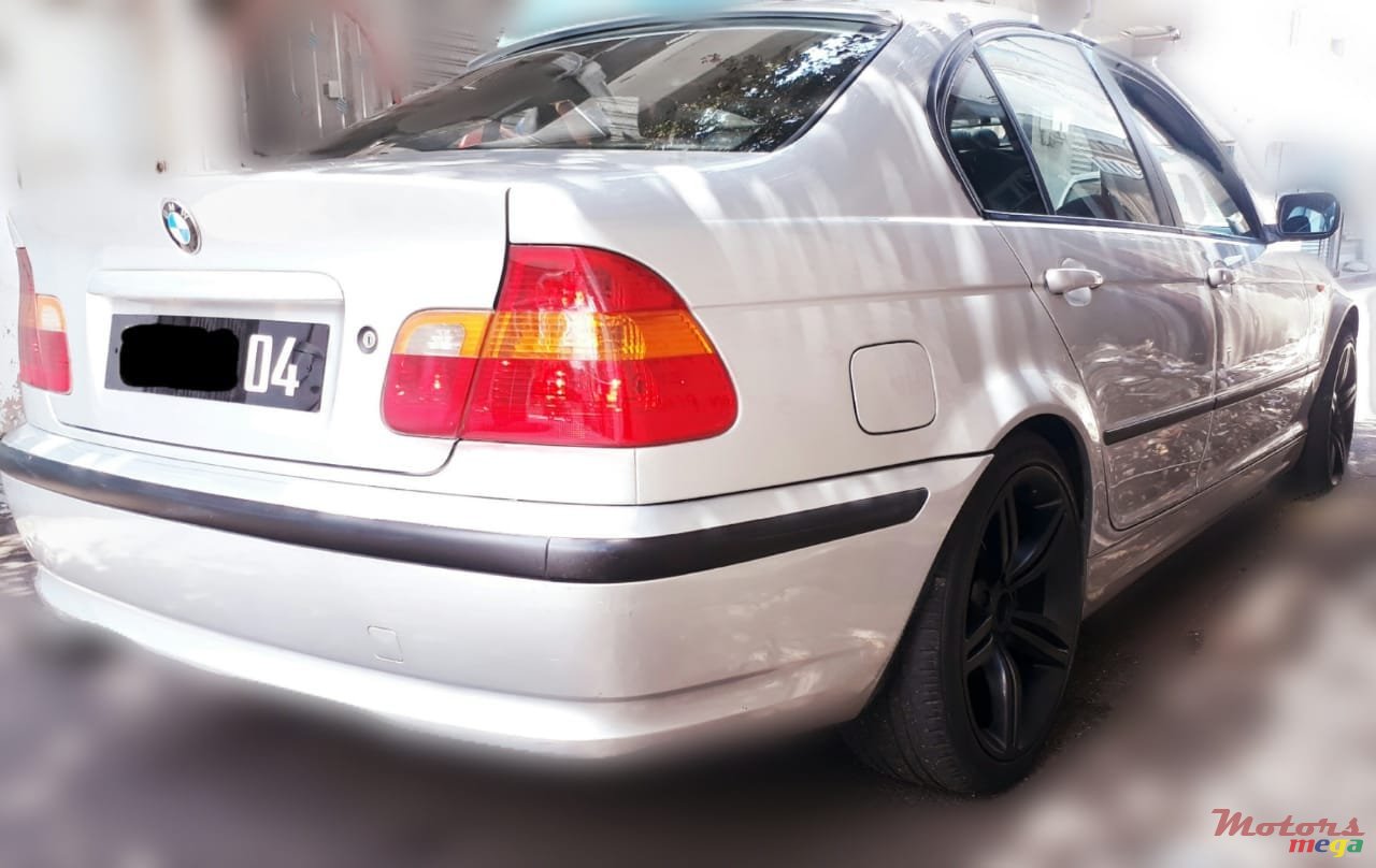 2004' BMW 318 photo #3