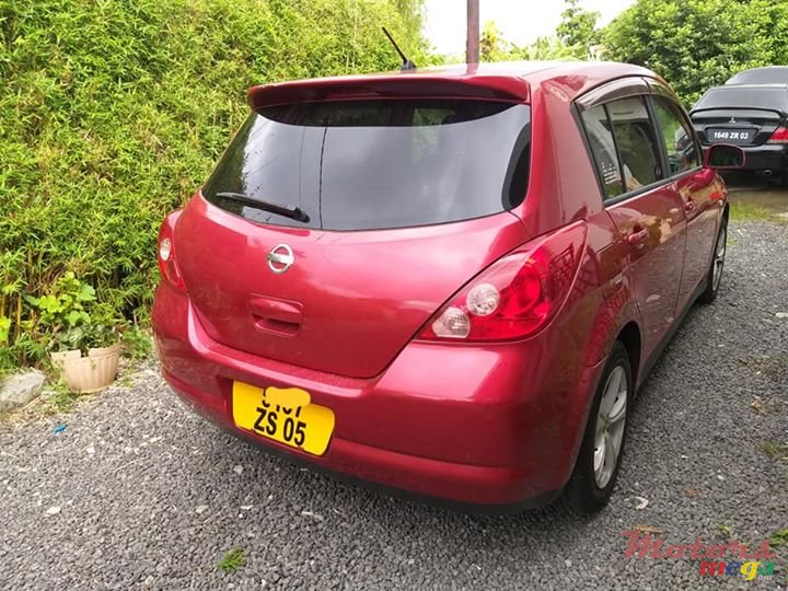 2005' Nissan Tiida HATCHBACK photo #3