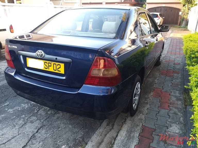 2002' Toyota Corolla NZE121 photo #3