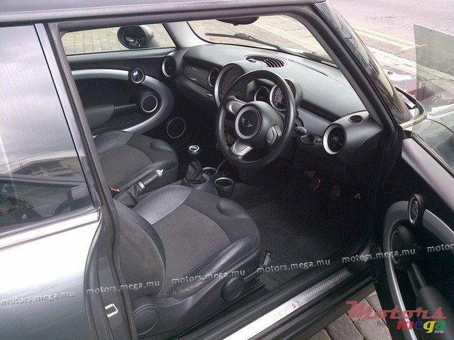 2008' MINI Cooper S photo #4