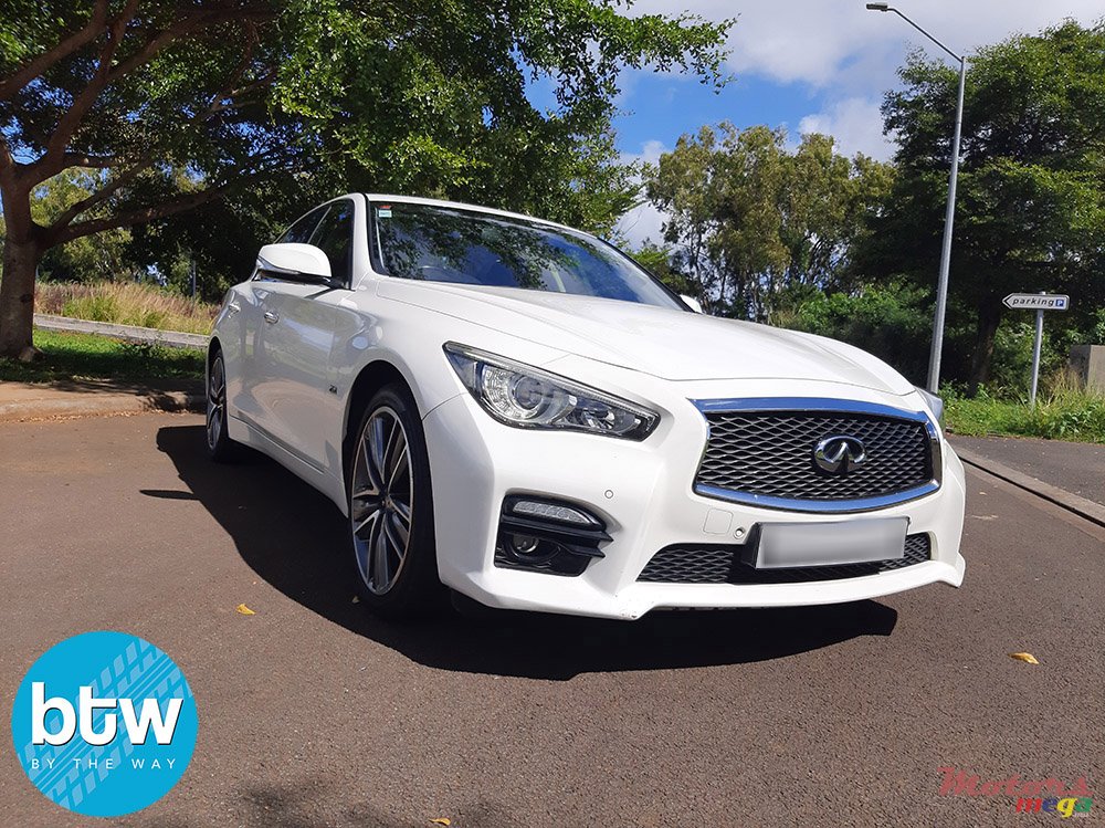 2016' Infiniti Q50 photo #1