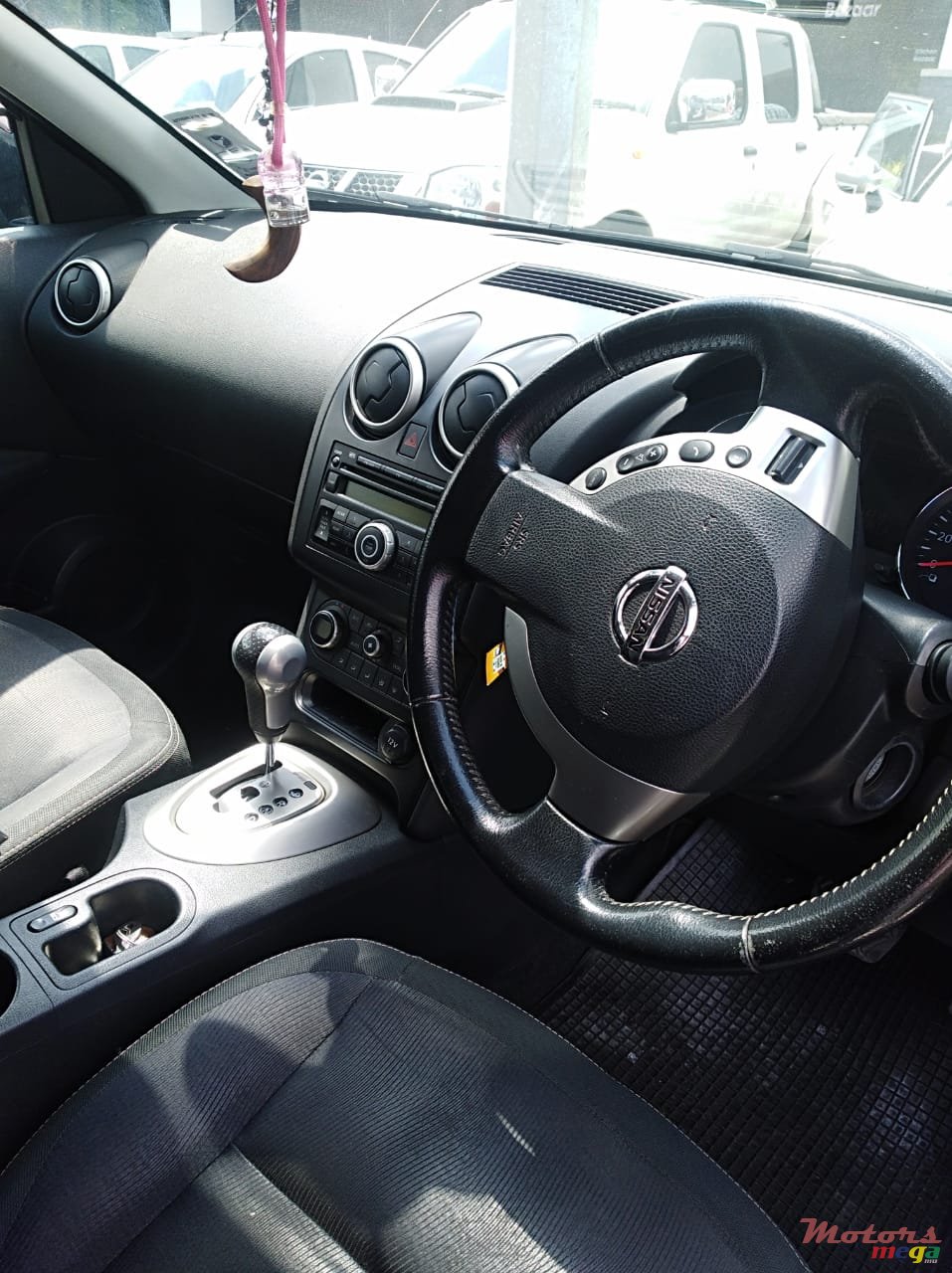 2011' Nissan Qashqai photo #3