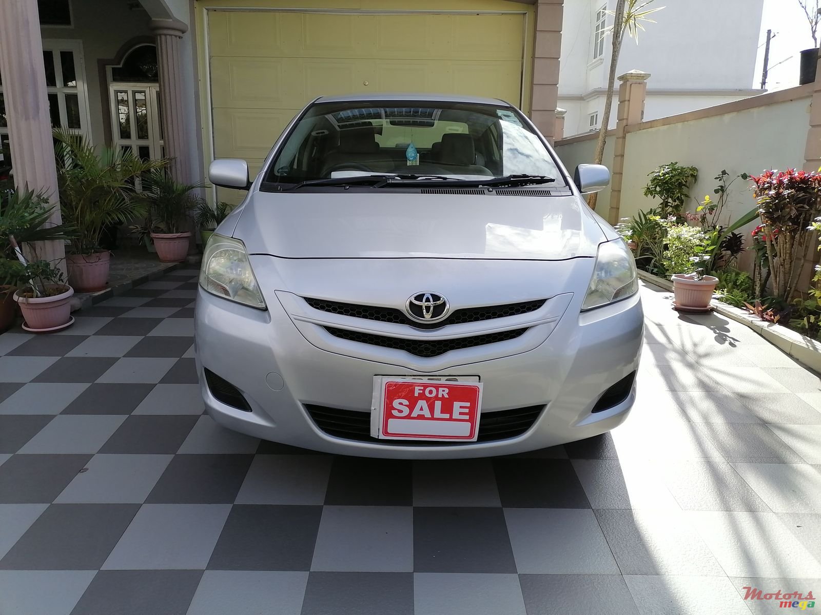 2007' Toyota Corolla photo #7