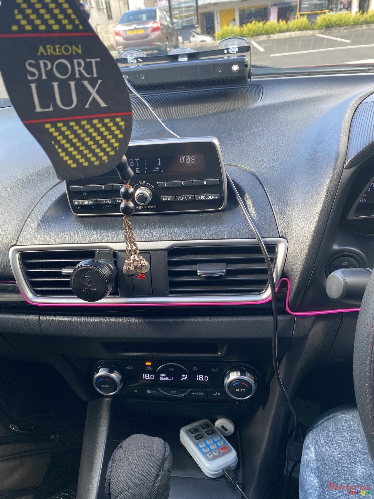 2016' Mazda 3 photo #3