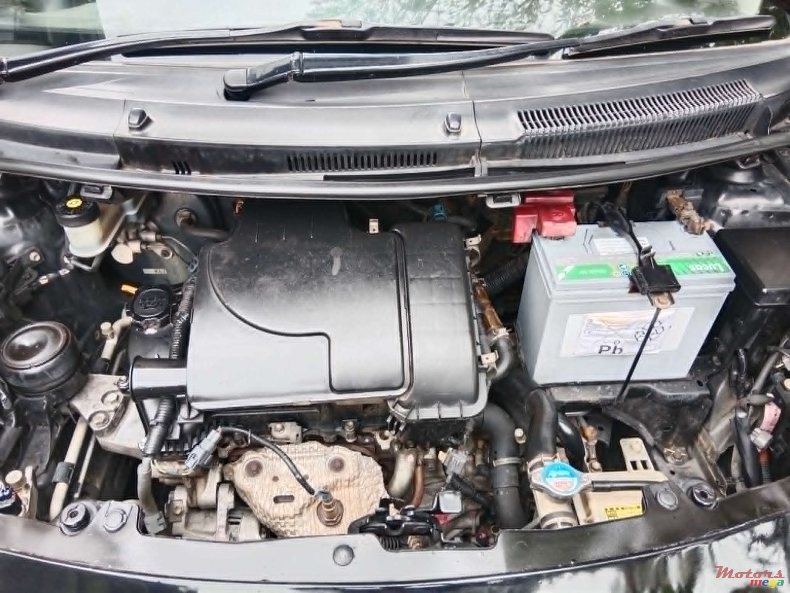 2009' Toyota Vitz AUTOMATIC GEAR photo #6