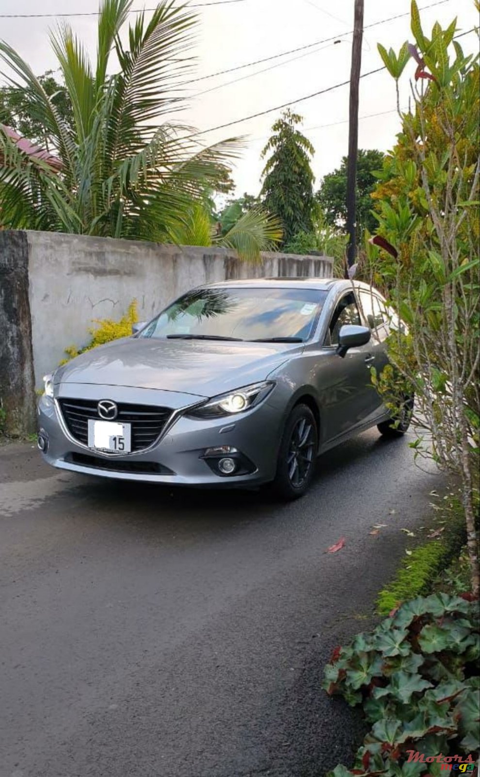 2015' Mazda 3 Auto photo #1