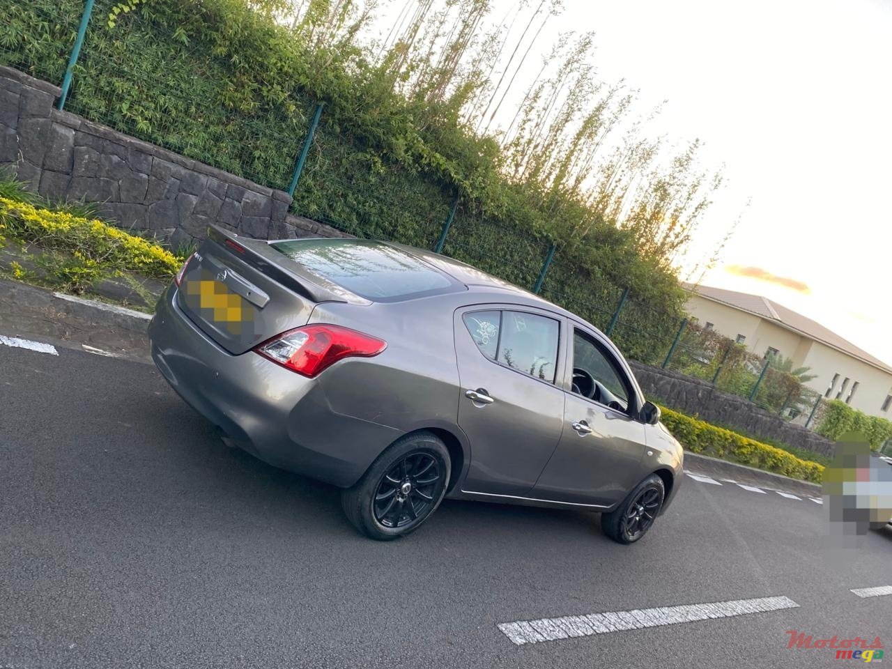 2012' Nissan Almera photo #3