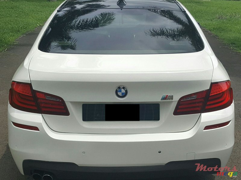 2010' BMW 5 Series photo #3