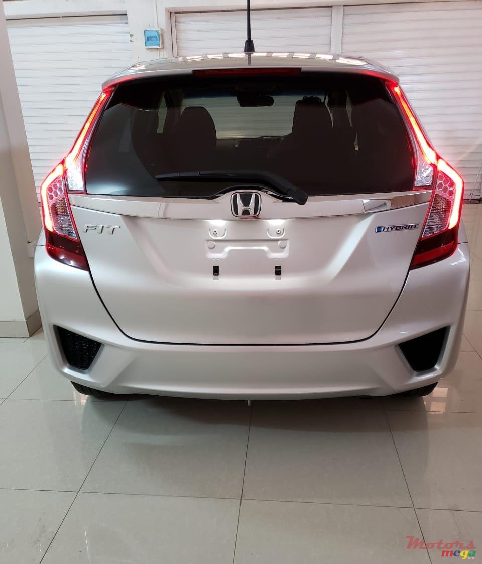 2017' Honda Fit photo #3