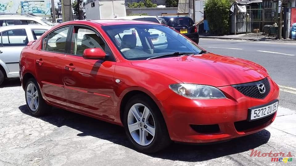 2005' Mazda 3 photo #2