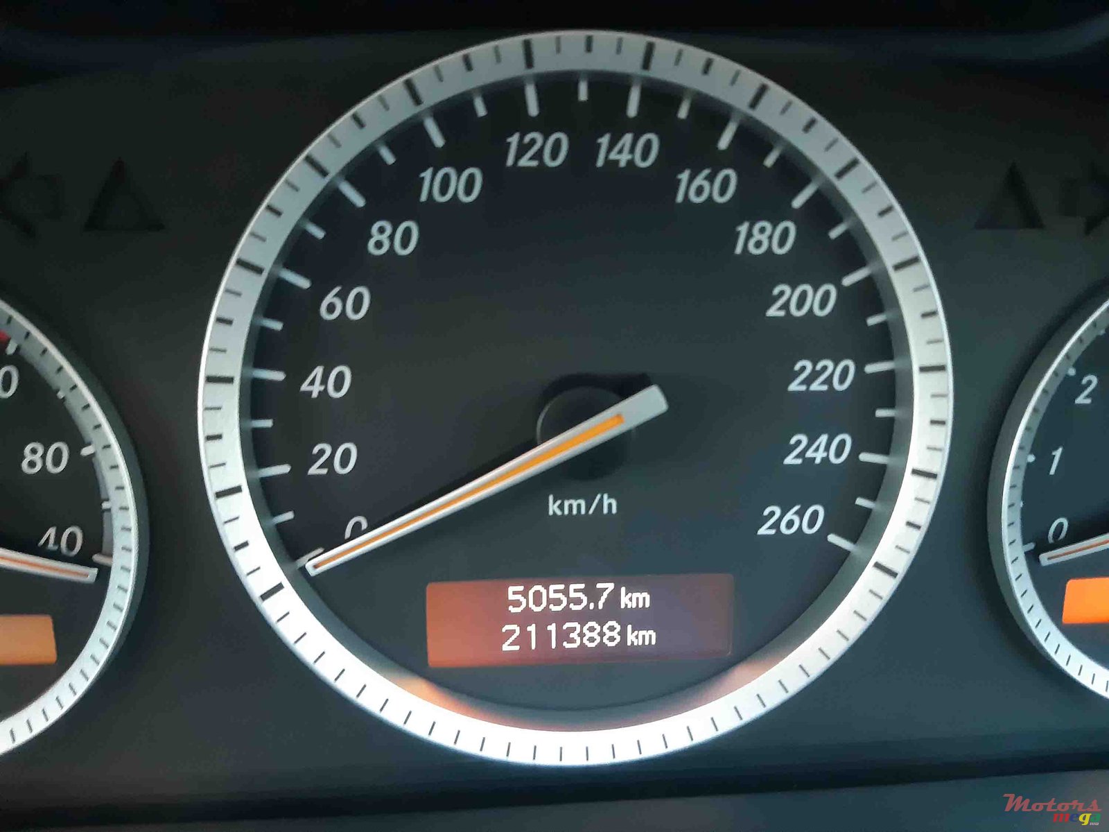 2009' Mercedes-Benz CL 200 photo #7