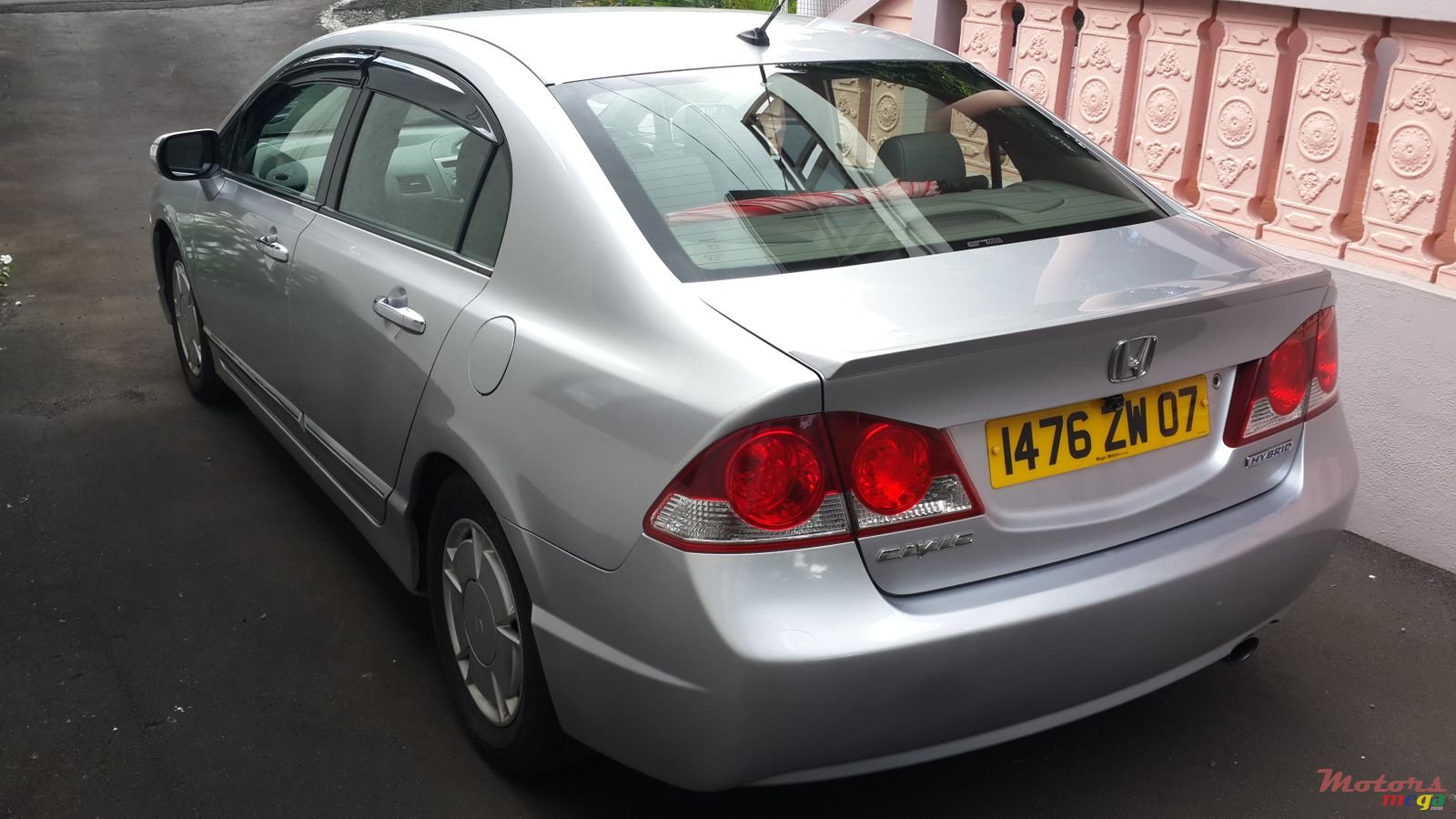 2007' Honda Civic Hybrid photo #1