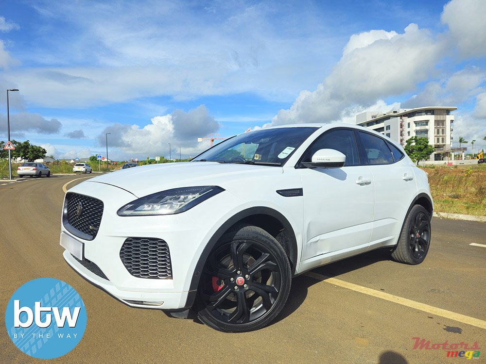 2019' Jaguar E-Pace photo #2