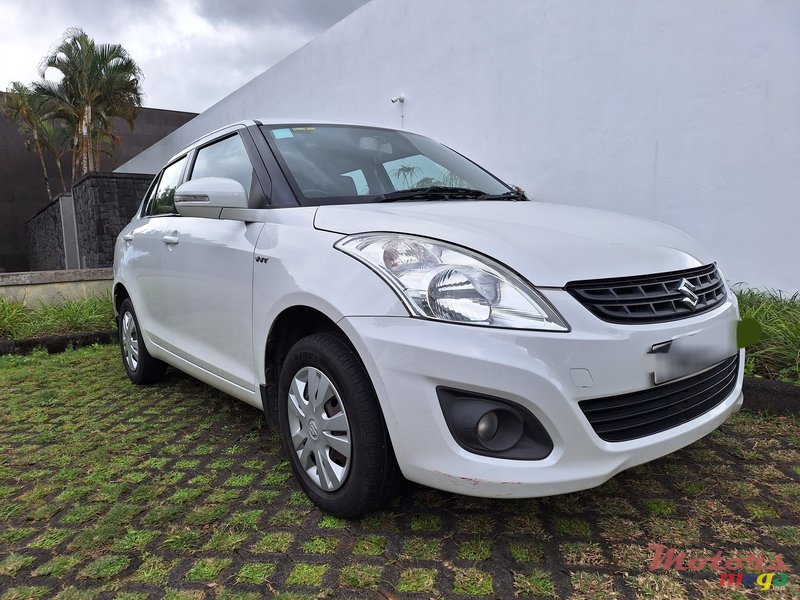 2014' Suzuki Swift Dzire photo #1