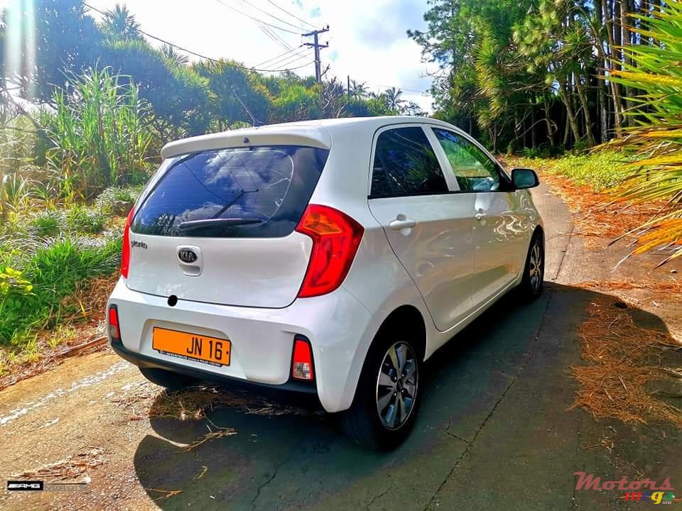 2016' Kia Picanto photo #5