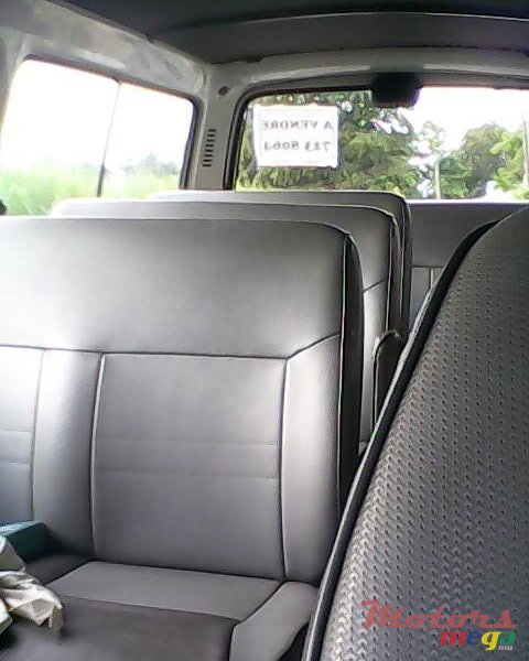 2003' Toyota hiace photo #5