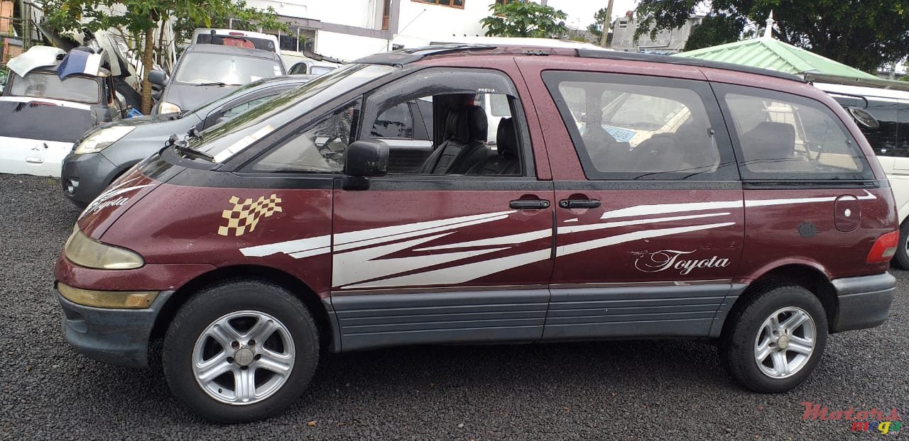 1994' Toyota Estima photo #1