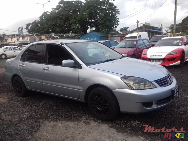 2006' Mitsubishi Lancer photo #6