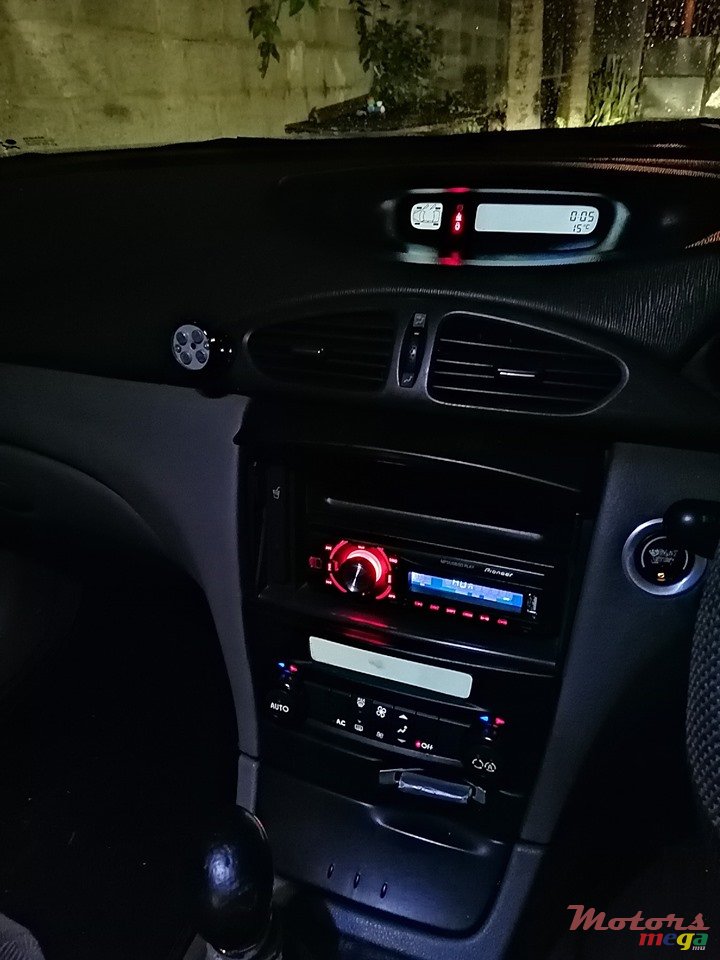 2003' Renault Laguna 17 Inch Rims photo #3