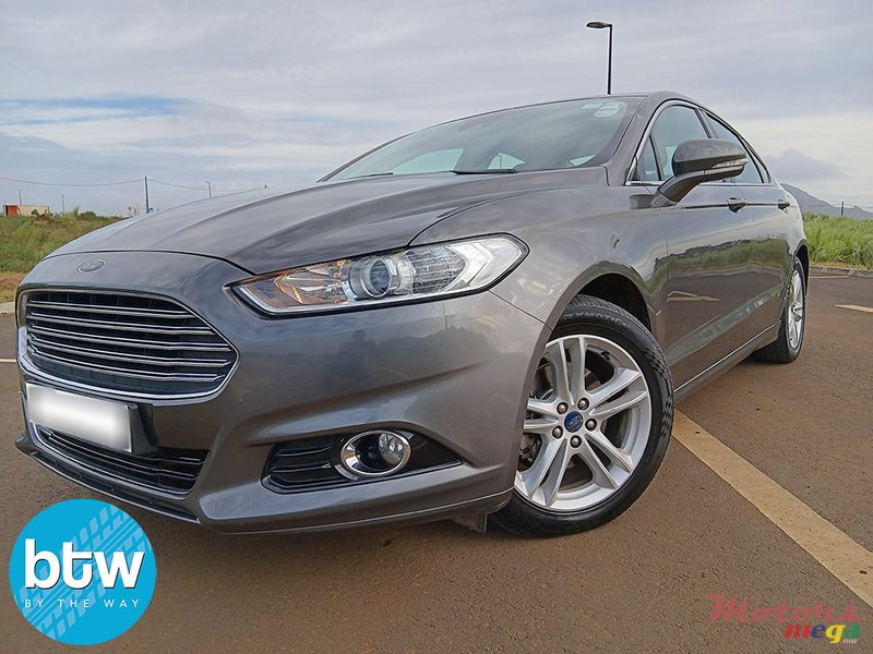 2015' Ford Fusion photo #2