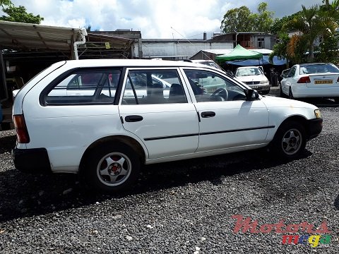 1991' Toyota Corolla Autovan photo #3
