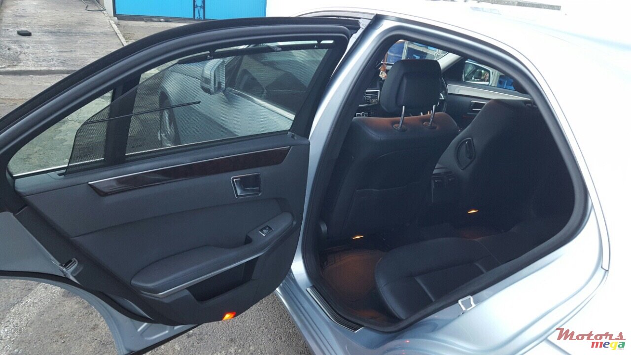 2013' Mercedes-Benz E-Class photo #5