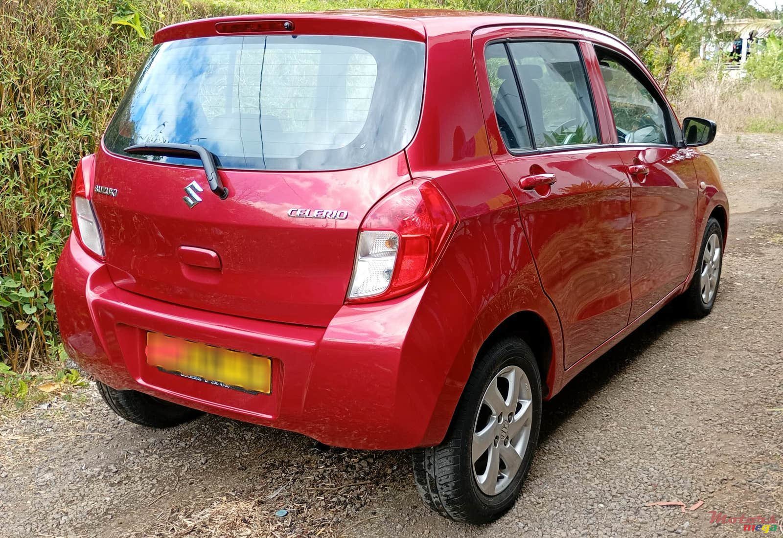 2015' Suzuki Celerio MANUAL GEAR photo #2