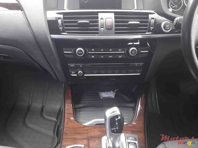 2015' BMW X4 xDrive20i (F26) photo #6