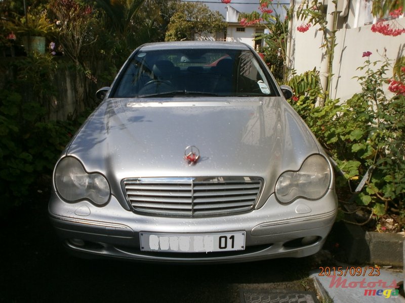 2001' Mercedes-Benz C180 photo #1