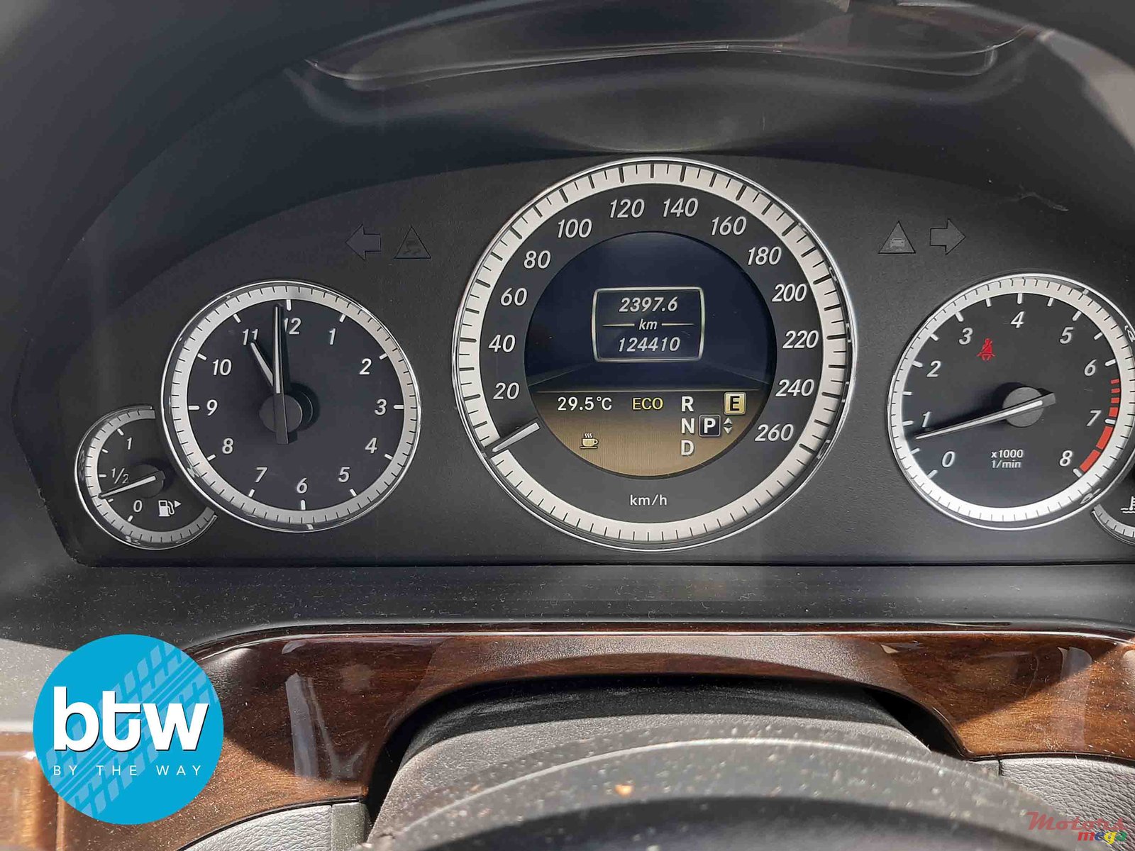 2012' Mercedes-Benz E-Class photo #7