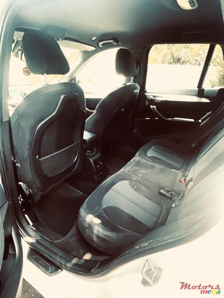 2017' BMW X1 photo #7