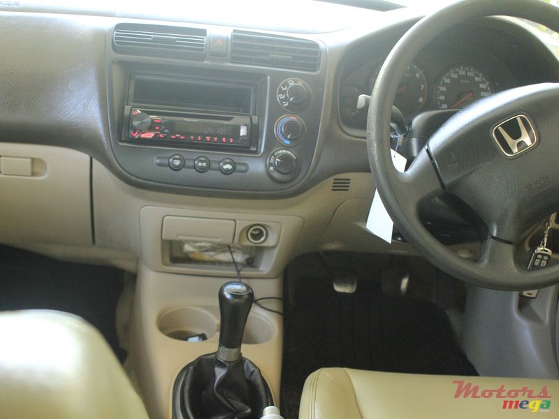 2005' Honda Civic 150i photo #4