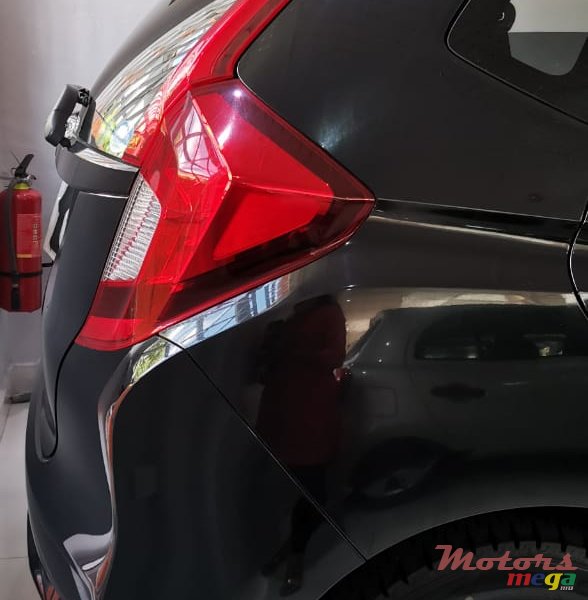 2019' Honda Fit photo #7