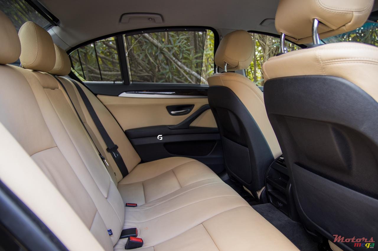 2017' BMW 5 Series photo #6